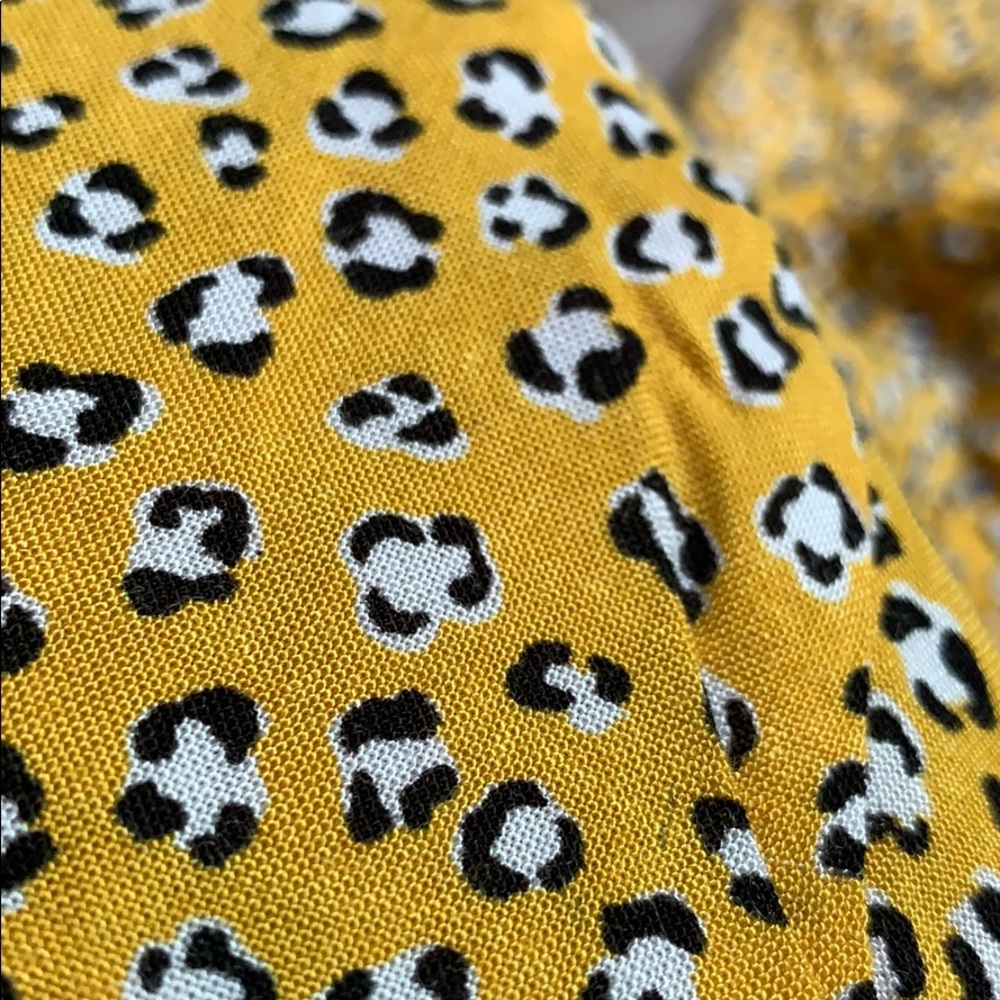 Leopard Ribbed Square Cut Shirt - Picture 4 of 4